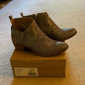 Lucky Brand LK-BARTONN Boots Size 7.5M Driftwood